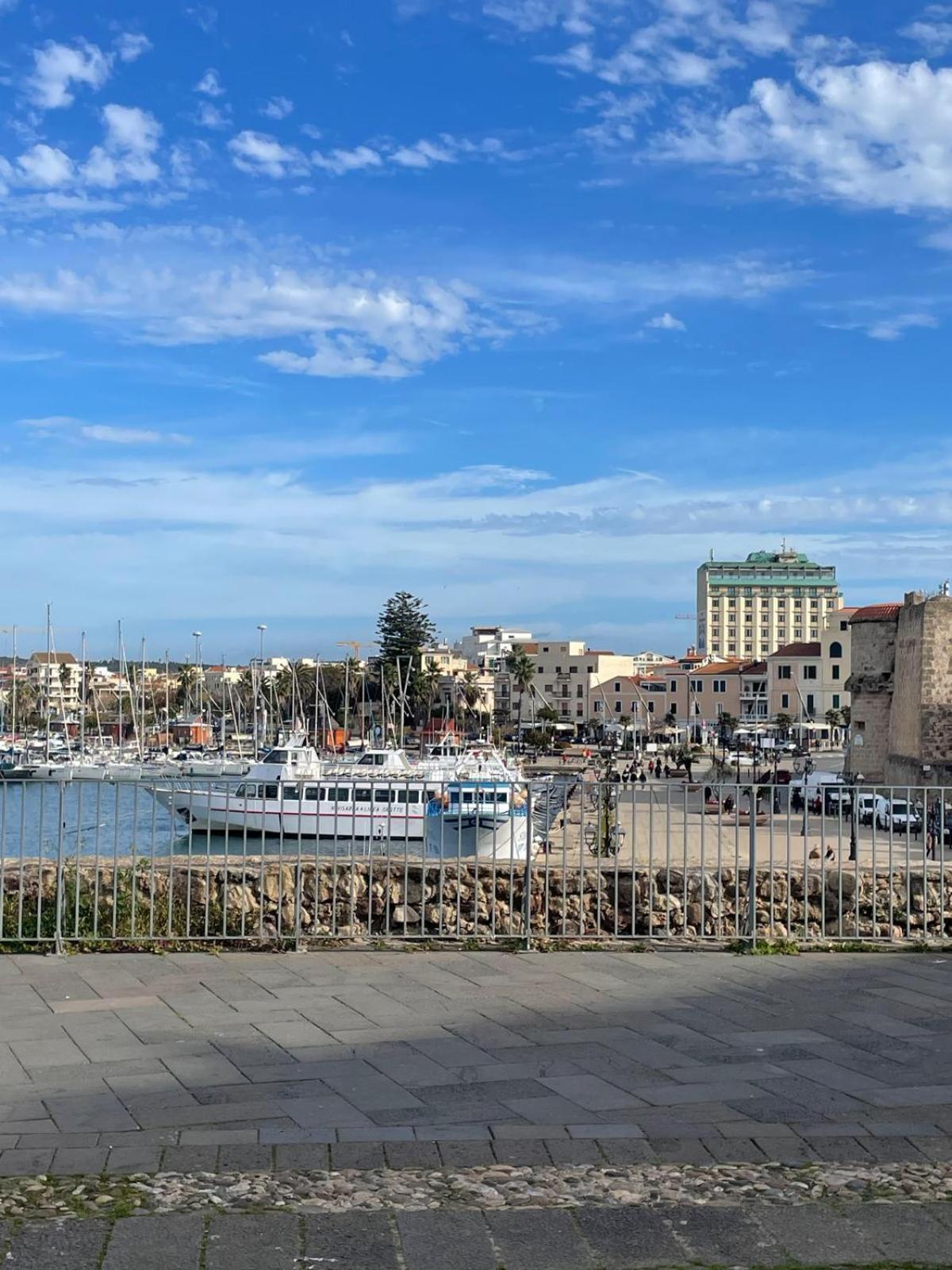 Suite "La Finestra Su Alghero" 外观 照片